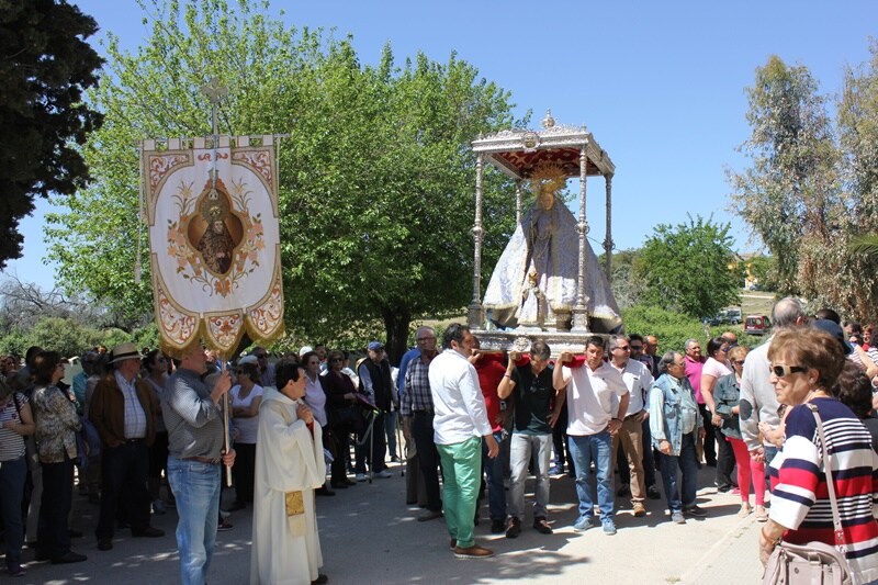 La Virgen saldrá en procesión por los alrededores de su ermita. 