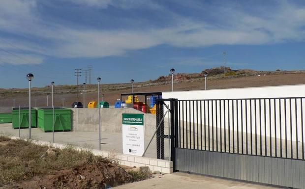 El punto limpio de Castuera cambia a su horario de verano