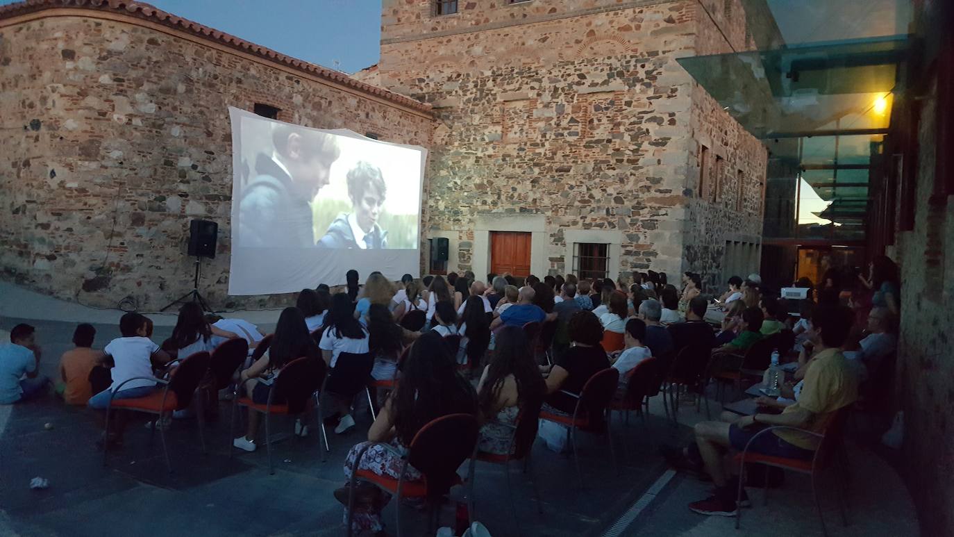 Cine en el Museo del Turrón 