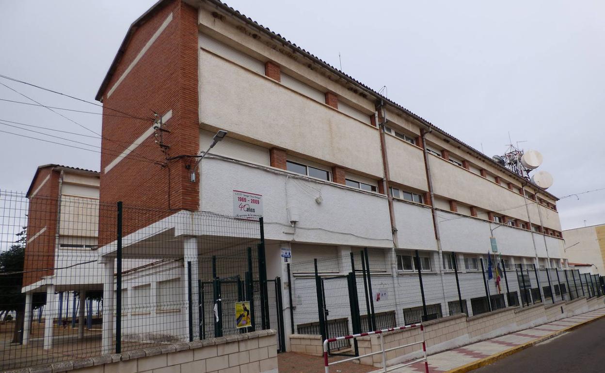Colegio Joaquín Tena Artigas 