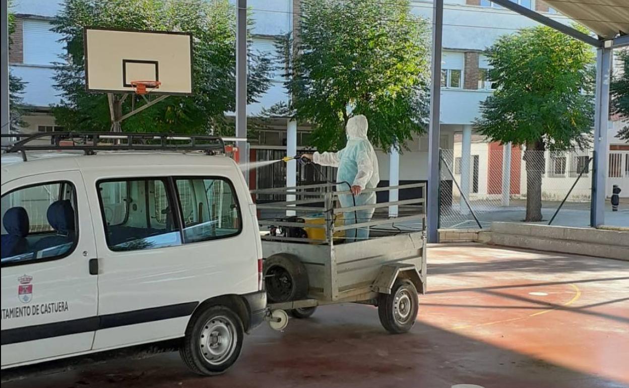 El ayuntamiento de Castuera continúa con la desinfección contra el Covid-19