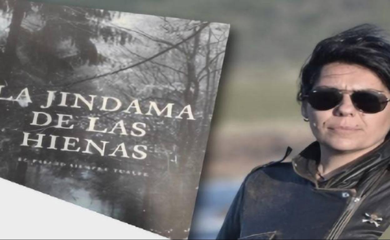 La escritora Raquel Fabián presenta 'La Jindama de las Hienas'. 