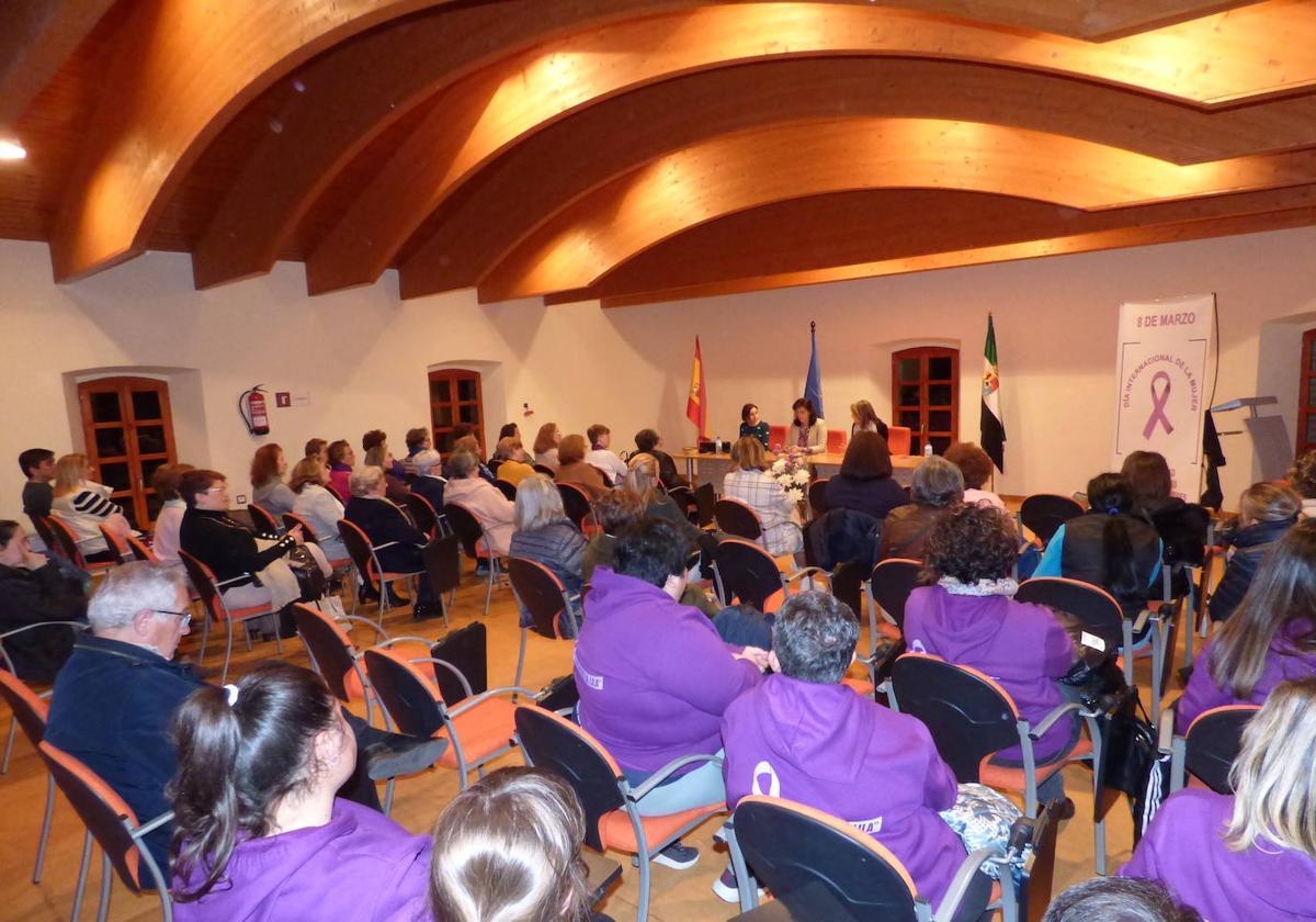 El Ayuntamiento presenta el III Plan de Igualdad Municipal