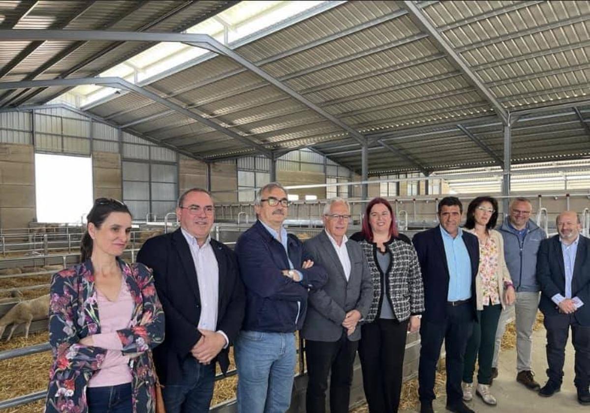 Visita al a la ampliación del Centro de Tipificación de corderos