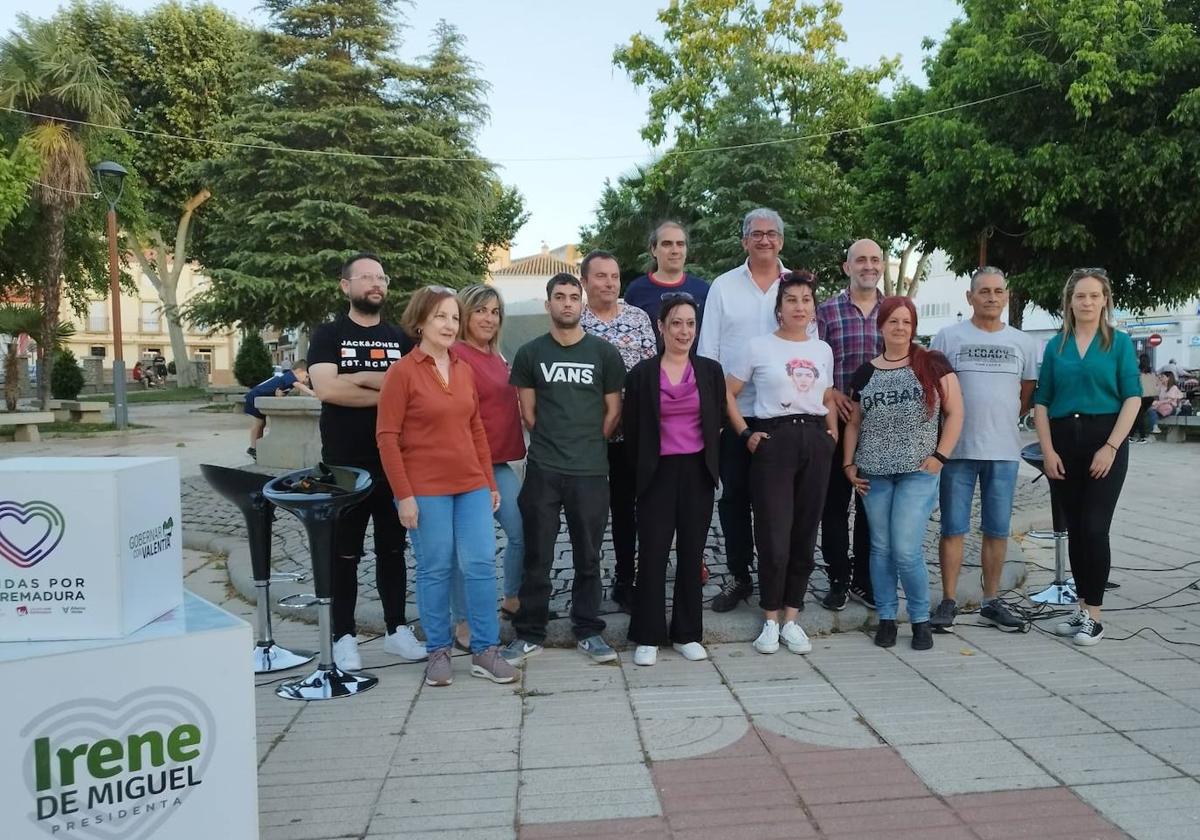 Imagen del acto de presentación en el parque de Santa Ana