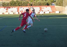 Imagen del partido del pasado domingo en Aceuchal que ganó el Castuera 1-2