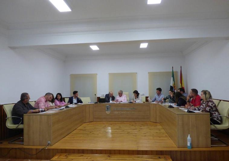 El pleno extraordinario del martes 23 se pospone al miércoles 24