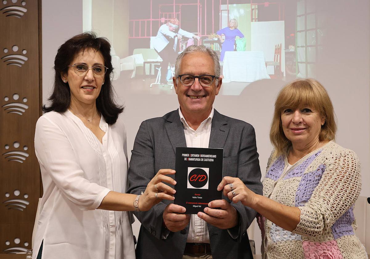 Cerca de 250 obras se presentan al 3º Certamen Iberoamericano de Dramaturgia 'Carlos Schwaderer'