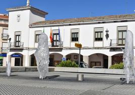 Plaza de España y Ayuntamiento de Castuera