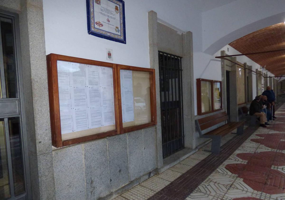 Tablón de anuncios del ayuntamiento de Castuera.