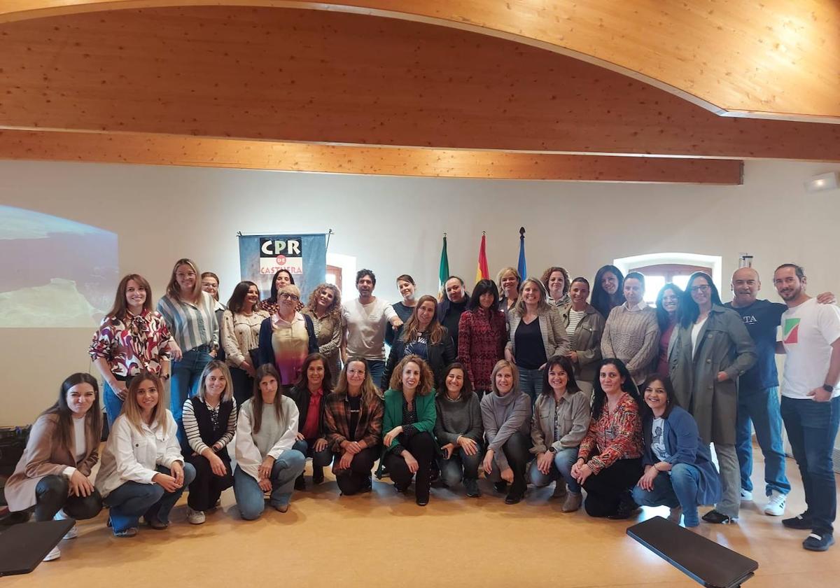 Medio centenar de docentes de la demarcación del CPR de Castuera participan en un taller sobre «Inteligencia Emocional»