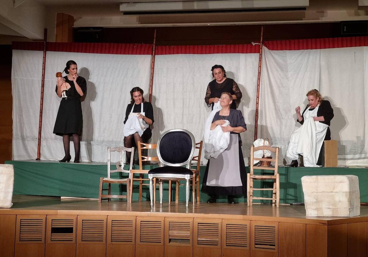 Rotundo éxito de Serena Teatral con La Casa de Bernarda Alba en su mini gira por La Serena