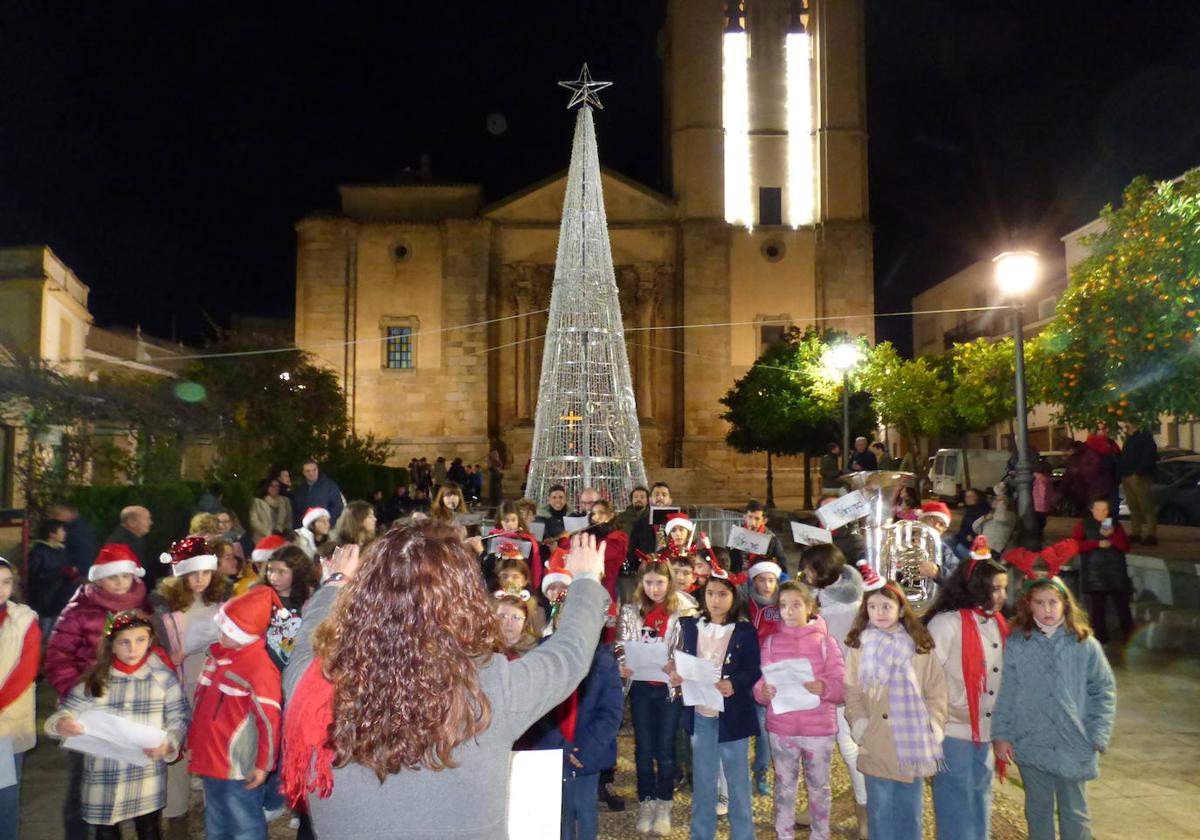 La Escuela Municipal de Música de Castuera ofrece esta semana tres actuaciones de Navidad