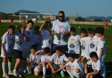 El equipo Benjamín «A» se proclamó campeón de liga a falta de dos jornadas.