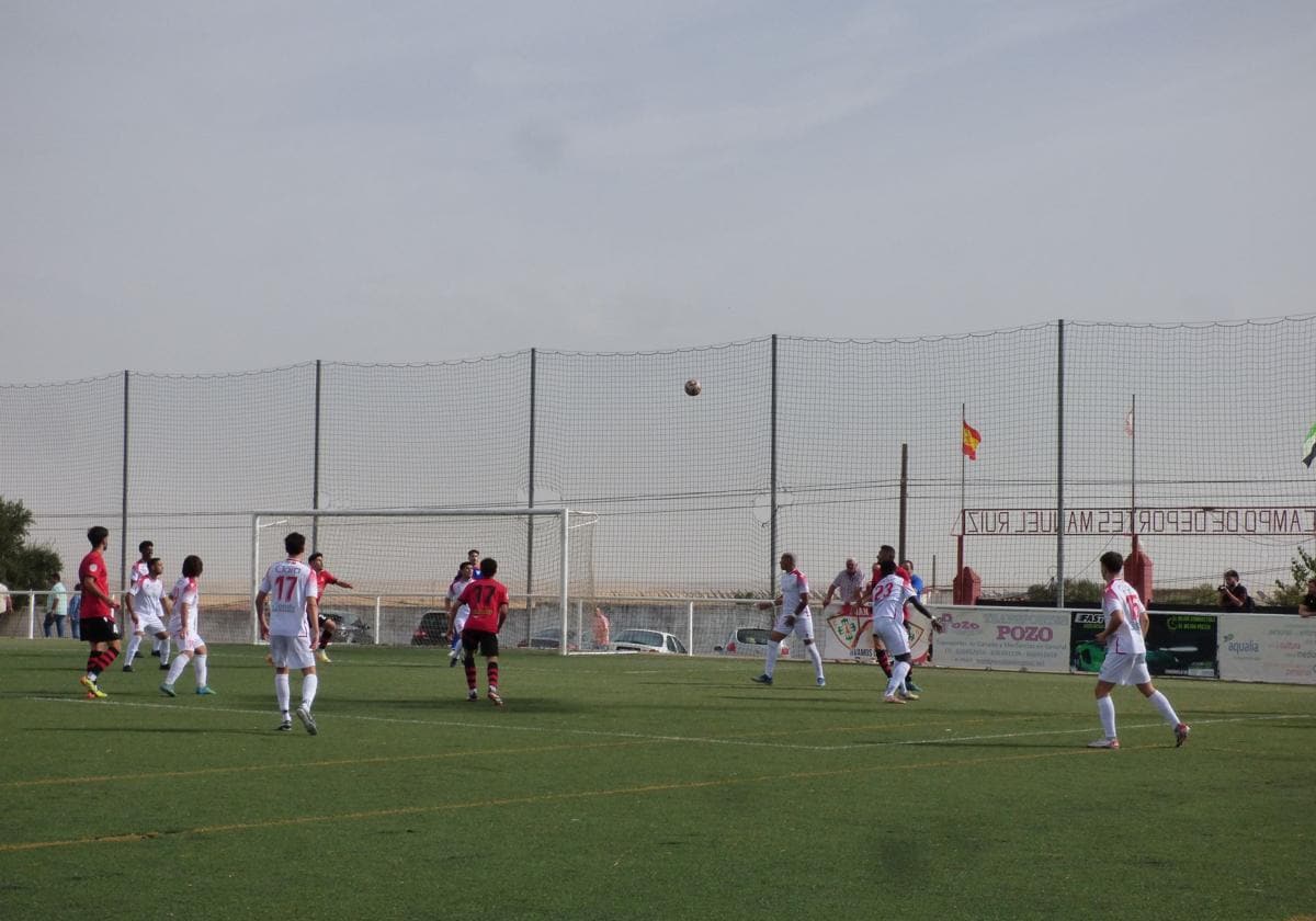 Imagen del partido de la pasada jornada, Castuera 3 Montijo 1