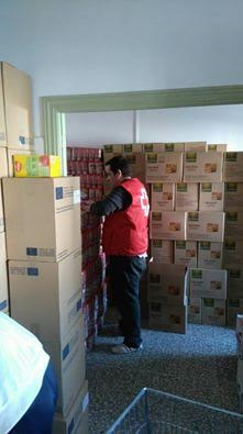 La asamblea local de Cruz Roja de Castuera distribuye 13.724 kilos de alimentos de primera necesidad entre 163 familias desfavorecidas de la localidad
