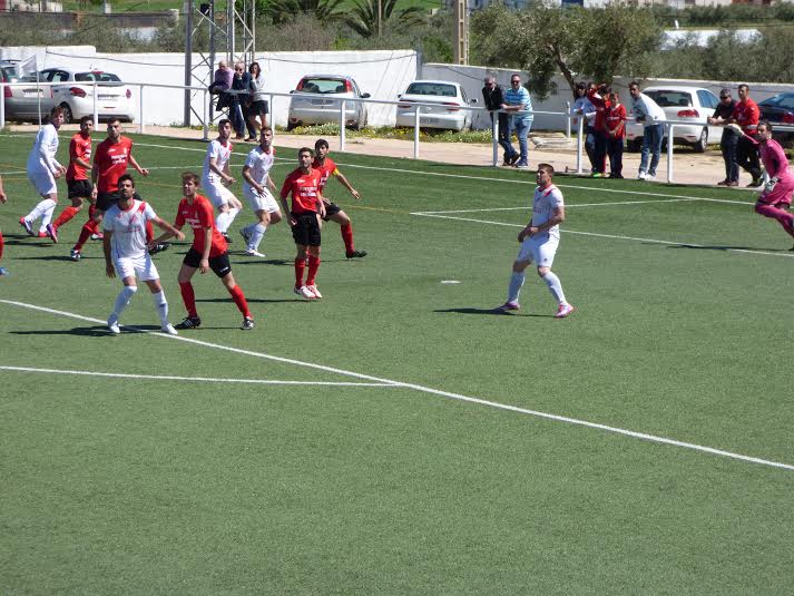El CD Castuera-Subastacar vuelve a acusar el “síndrome del derbi” y cae ante el CF Campanario (0-1)