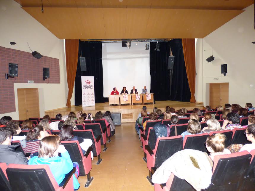 El programa “Pepitas. Cultura de Igualdad” se presentó ayer en Castuera