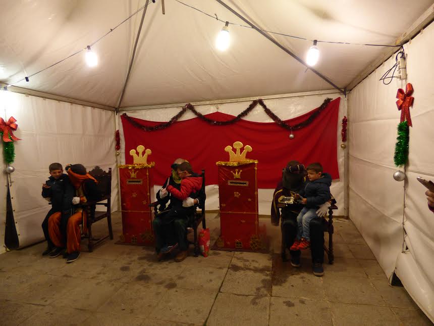 Los pajes reales recogieron las cartas para los reyes y ya preparan la cabalgata