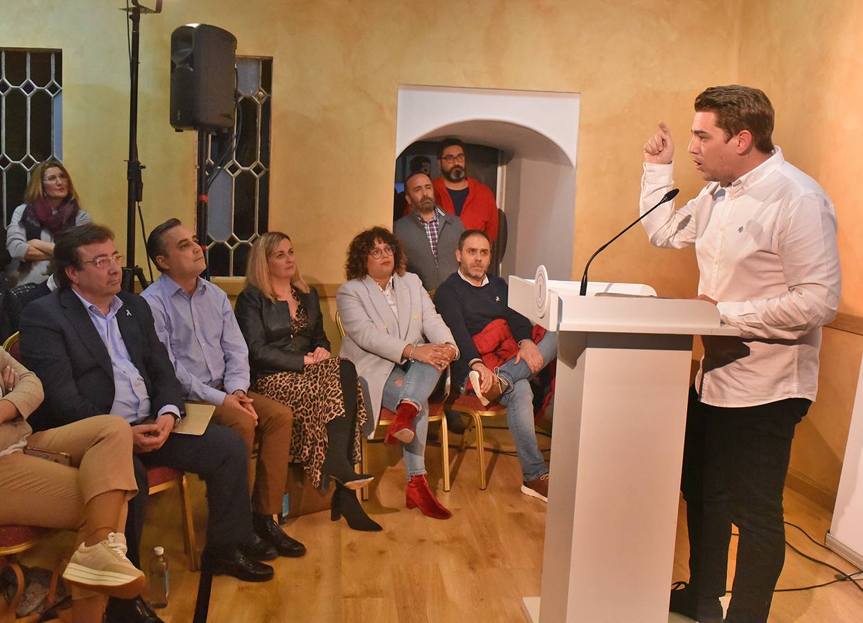 Héctor Lisero Barrero presentado como candidato por el PSOE a la alcaldía de Coria