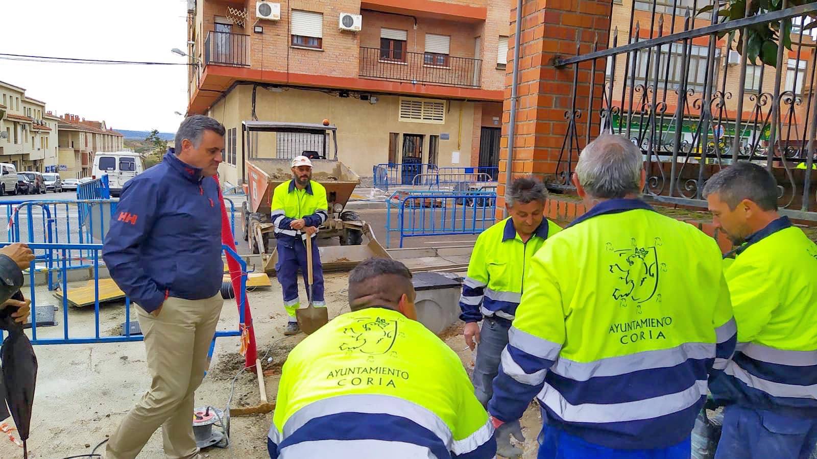 José Manuel García Ballestero visitando las obras