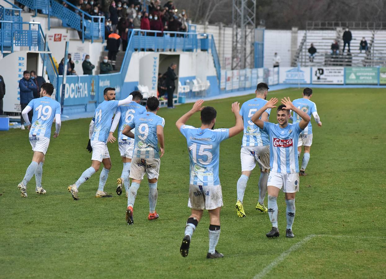El Coria se desmelenó frente al Chinato