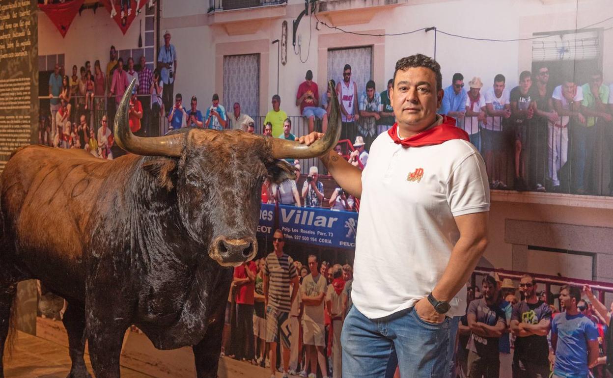 «Sigo en mi empeño de que esta vida me debe unos Sanjuanes»
