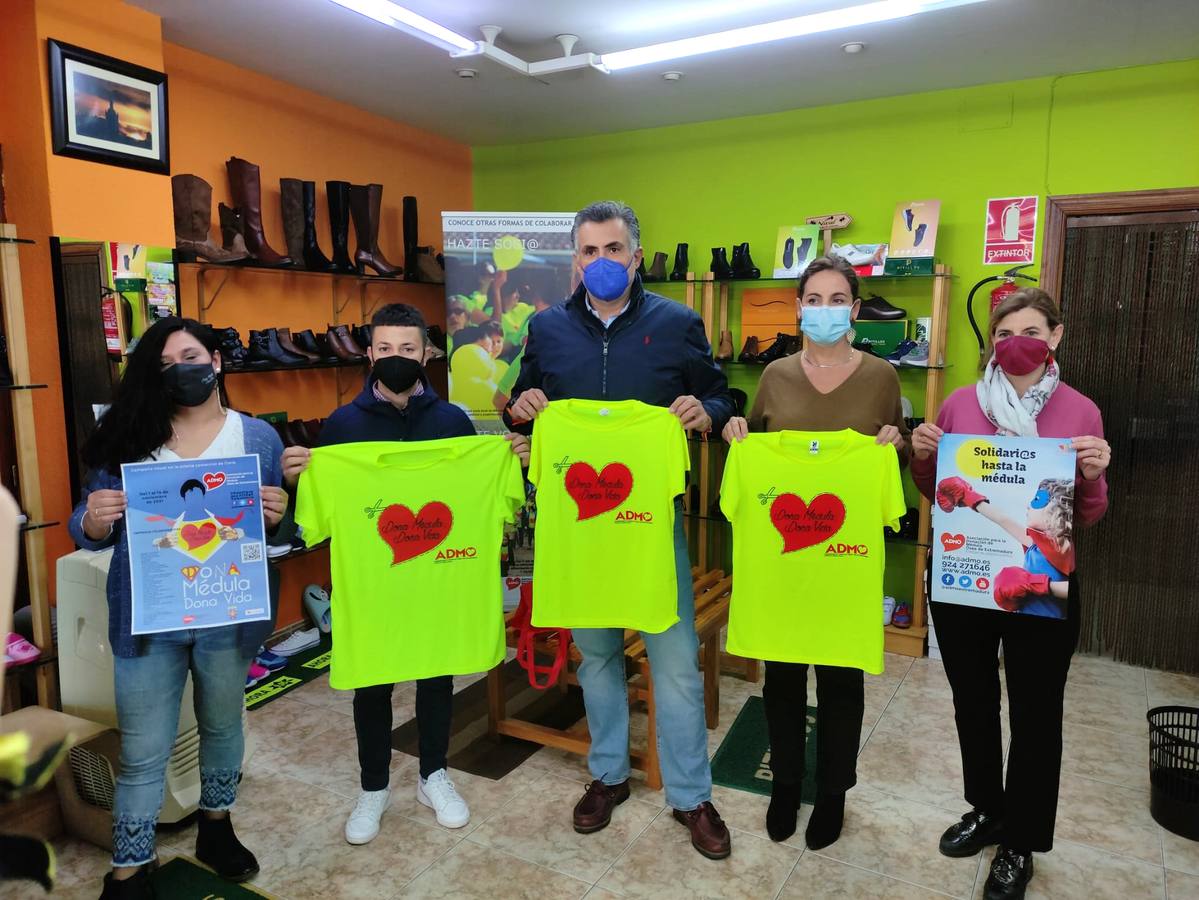 Presentación de la campaña en un establecimiento de Coria