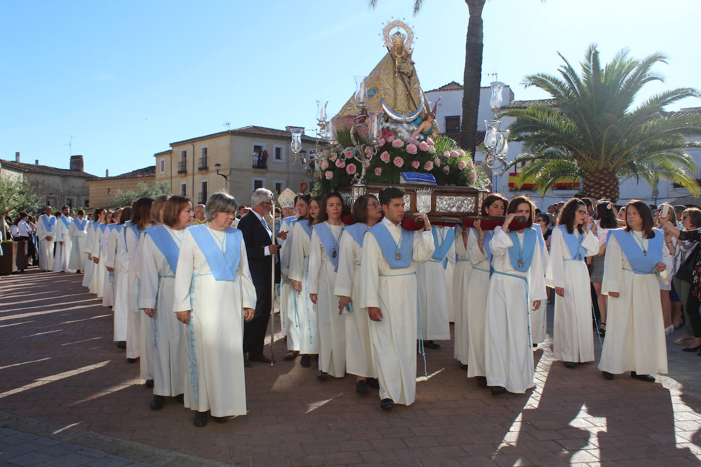 Procesión Virgen de Argeme 