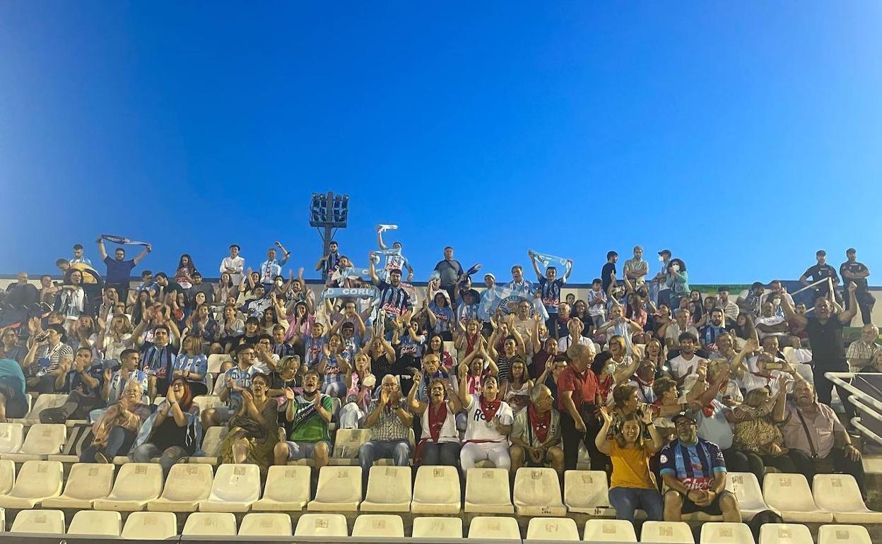 Afición cauriense desplazada a Benidorm 