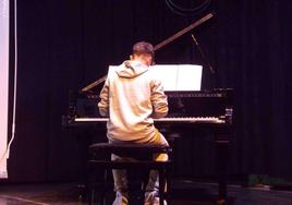Pianista de la Escuela de Música de Coria