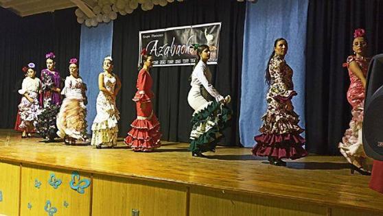 Esta noche el flamenco es protagonista con la actuación de «Azabache»