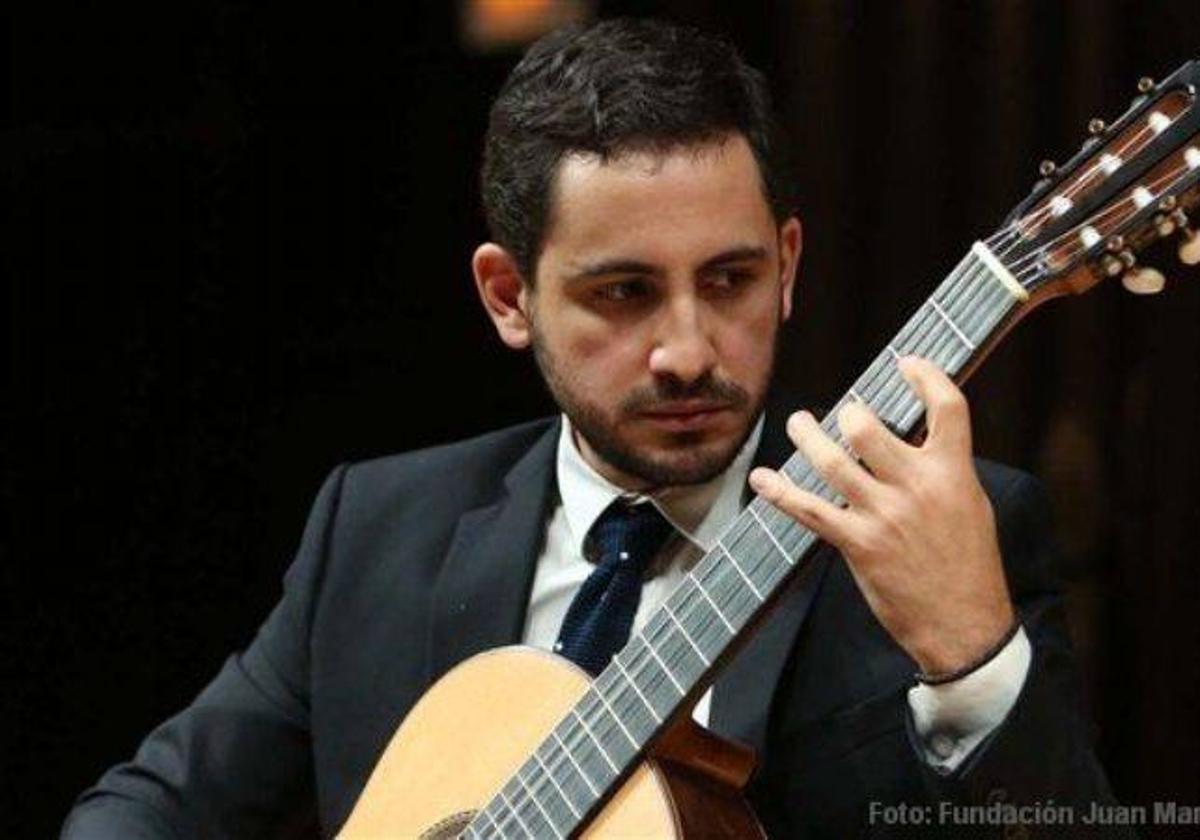 Pedro Mateo González en concierto por el XXVI Festival Internacional de Guitarra