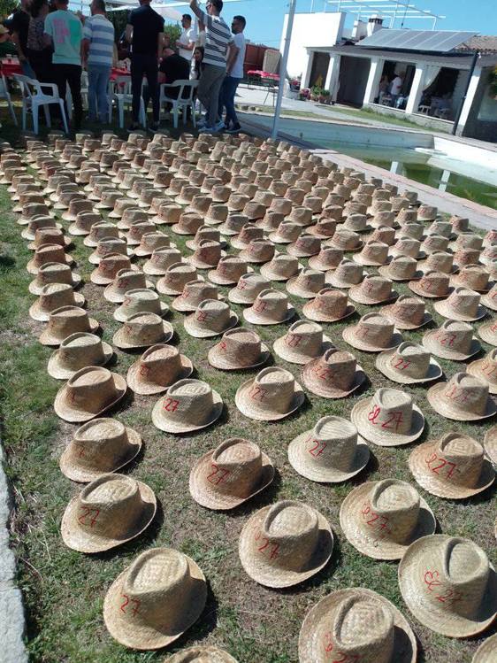 El 27 organiza su cena benefica para el 25 de noviembre