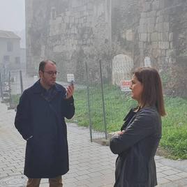 Visita de la alcaldesa a la muralla.