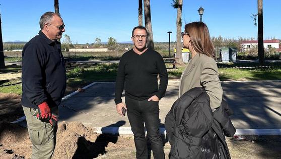 Rincón del Obispo tendrá un nuevo parque infantil con tobogán y columpios