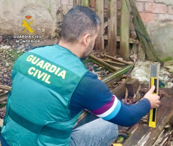 Detienen a un individuo e investigan a otro por dos robos y un hurto en explotaciones agrícolas y ganaderas