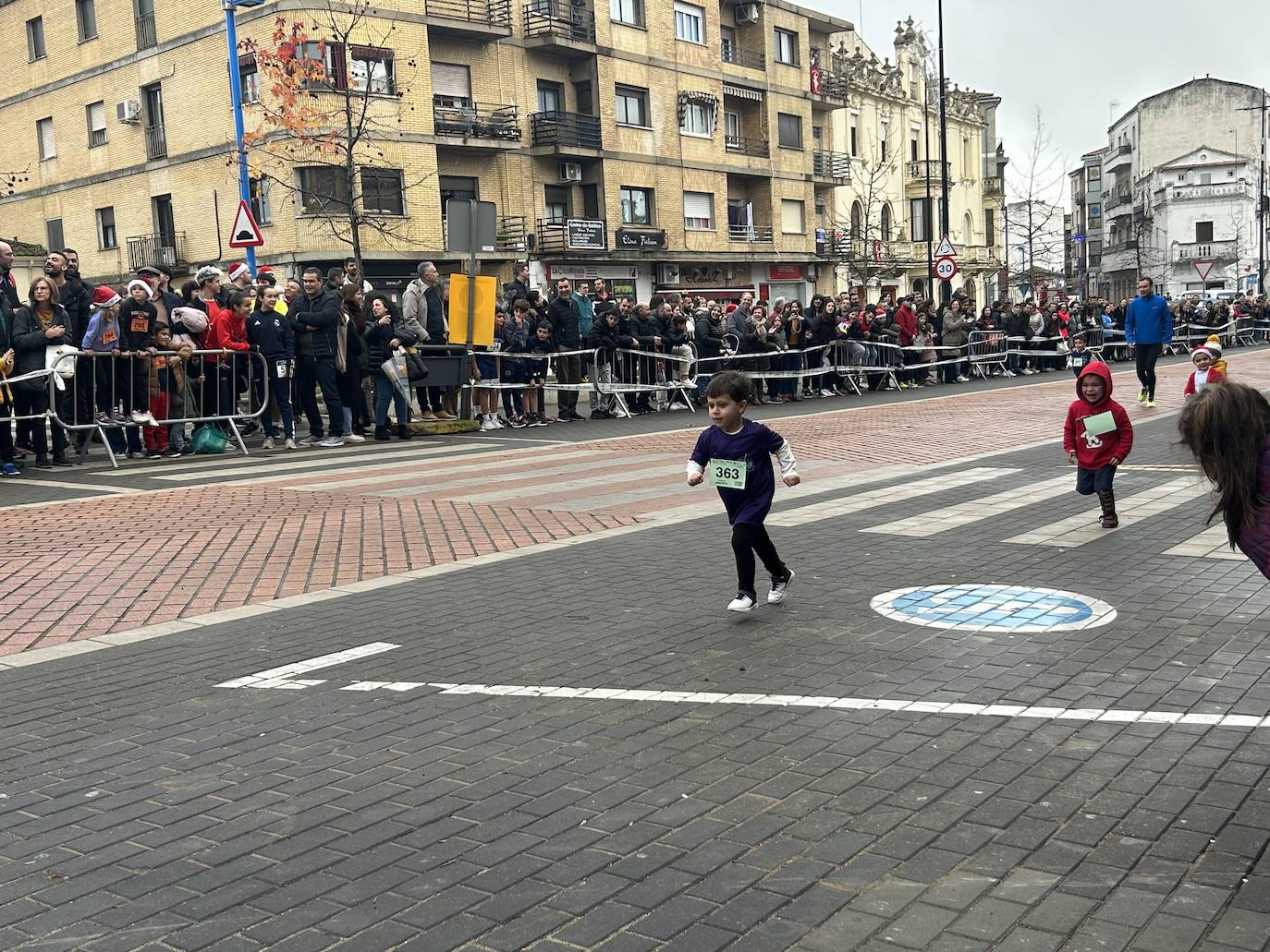 Participación masiva en la San Silvestre de Coria 2023