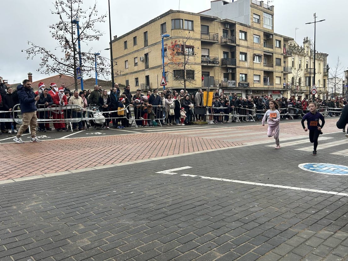 Participación masiva en la San Silvestre de Coria 2023