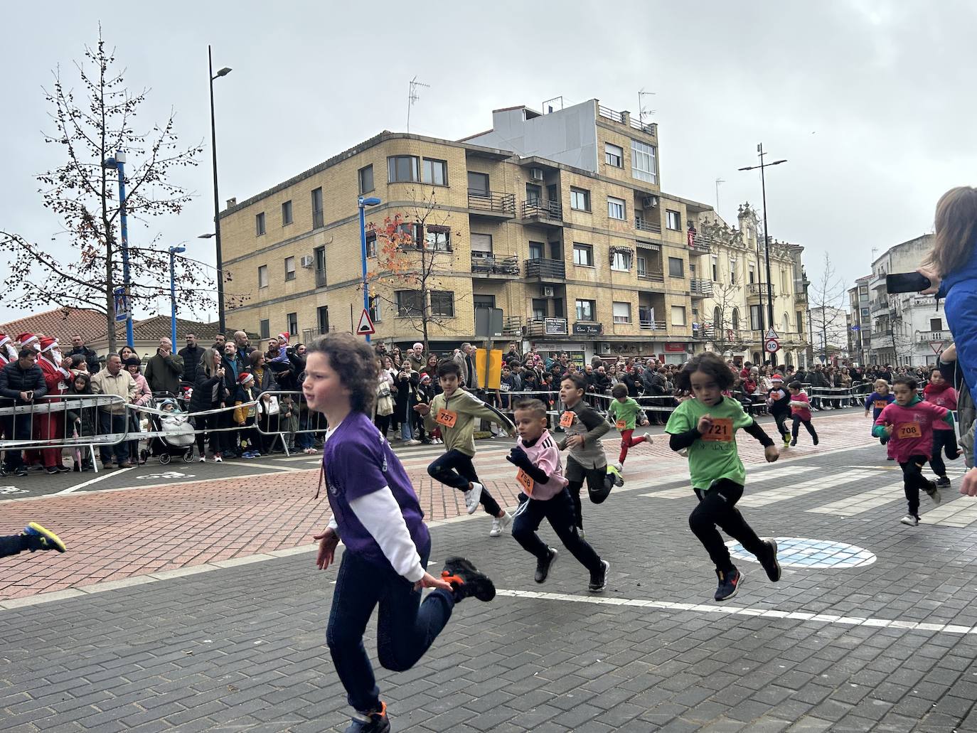 Participación masiva en la San Silvestre de Coria 2023