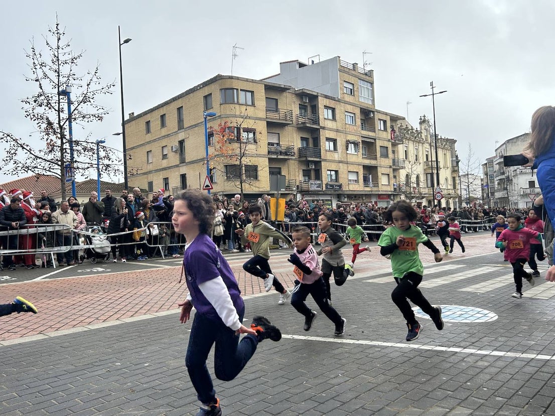 Participación masiva en la San Silvestre de Coria 2023