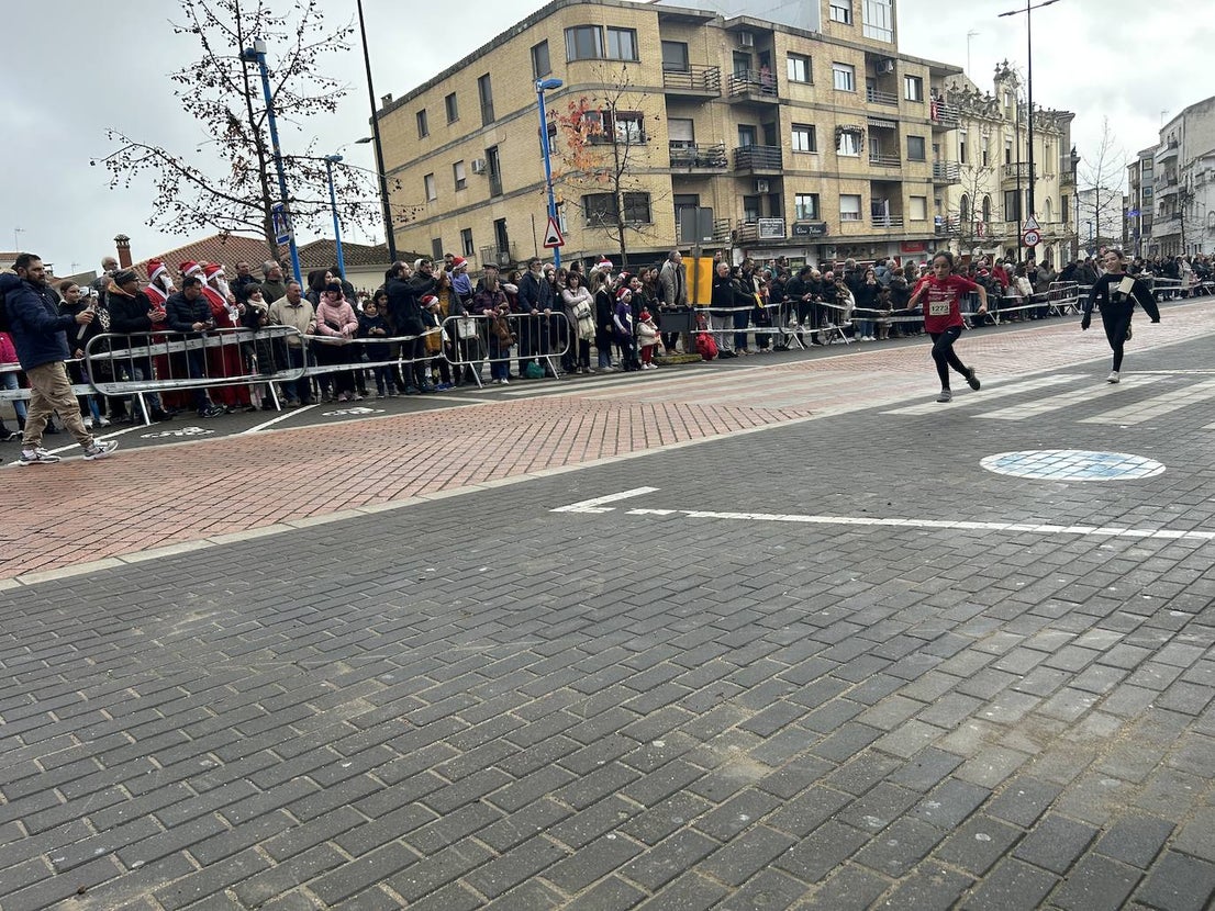 Participación masiva en la San Silvestre de Coria 2023