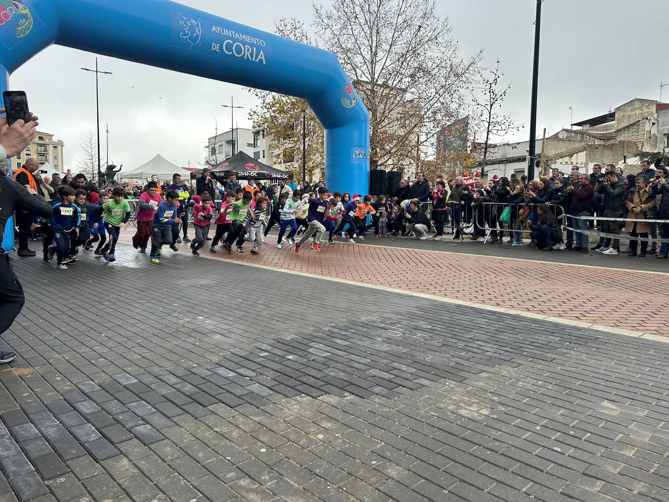 Participación masiva en la San Silvestre de Coria 2023