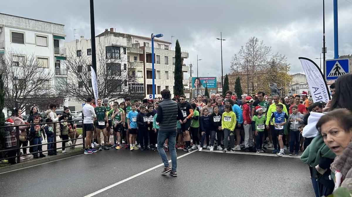 Así ha sido la salida de la San Silvestre de Coria