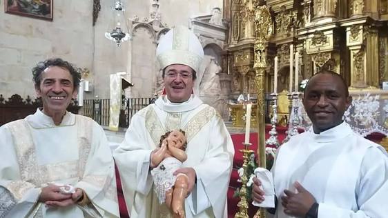 La Catedral de Coria celebra la Misa de Navidad en lengua de signos