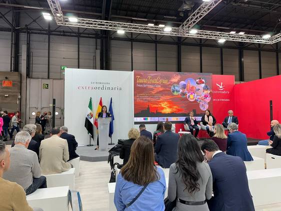 Coria apuesta en FITUR 2024 por «TauroTourCoria: Dehesa, Gastronomía y Turismo»