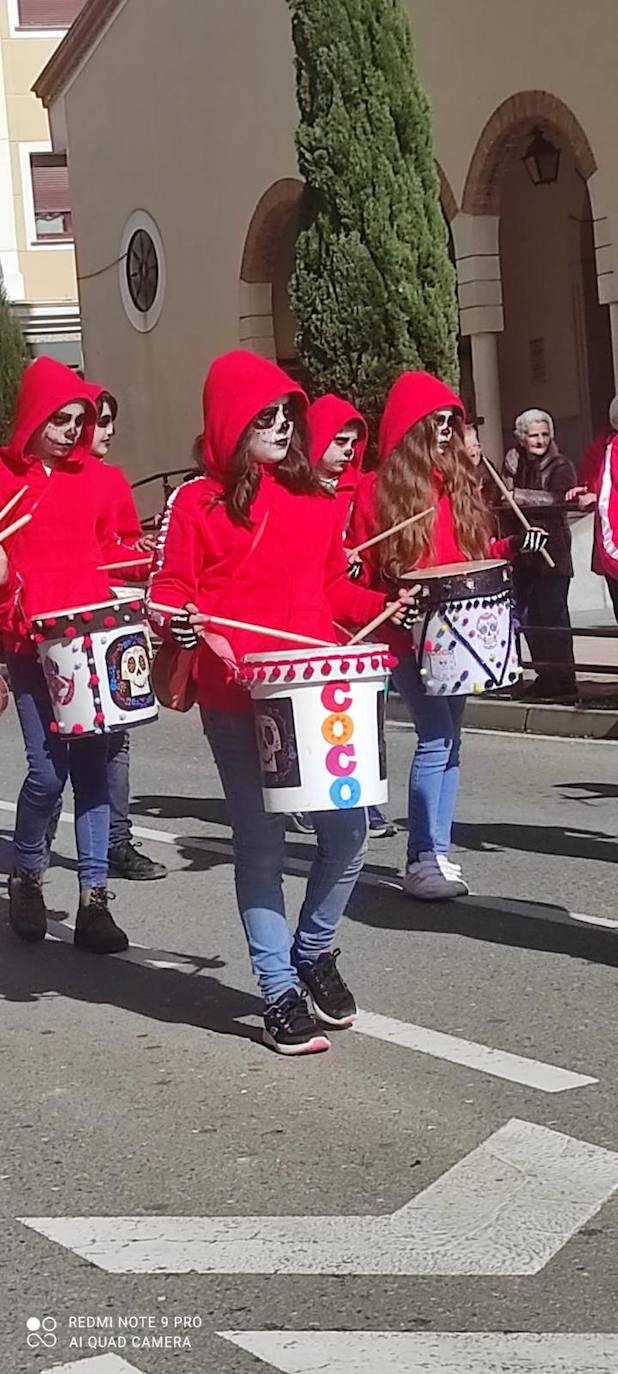 Coria finaliza el Carnaval 2024 con el esperado desfile educativo