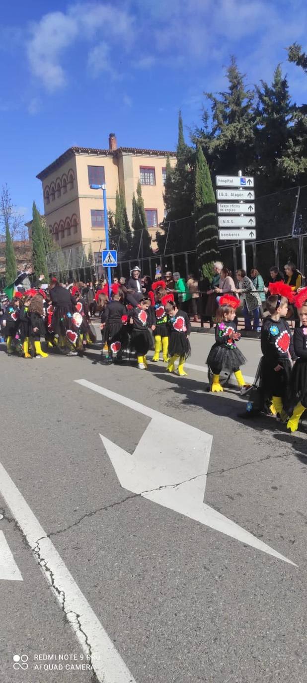Coria finaliza el Carnaval 2024 con el esperado desfile educativo