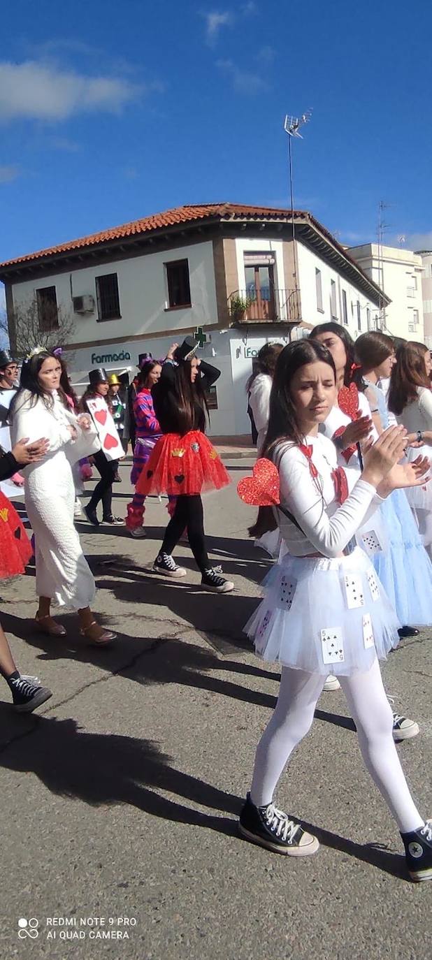 Coria finaliza el Carnaval 2024 con el esperado desfile educativo