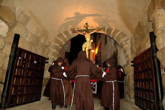 El Santísimo Cristo de los Afligidos protagoniza el Lunes Santo en Coria